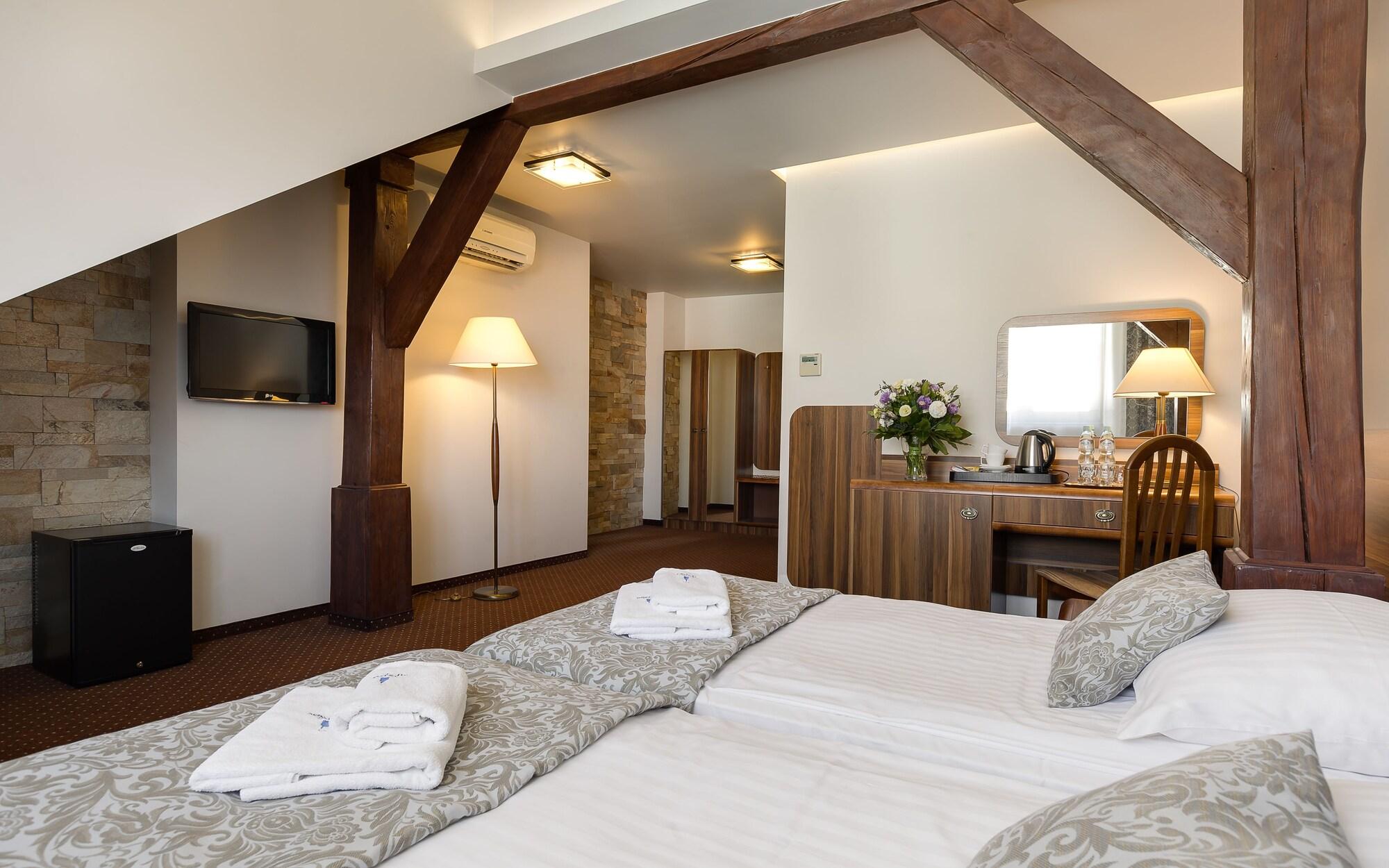 Wit Stwosz Hotel 3*